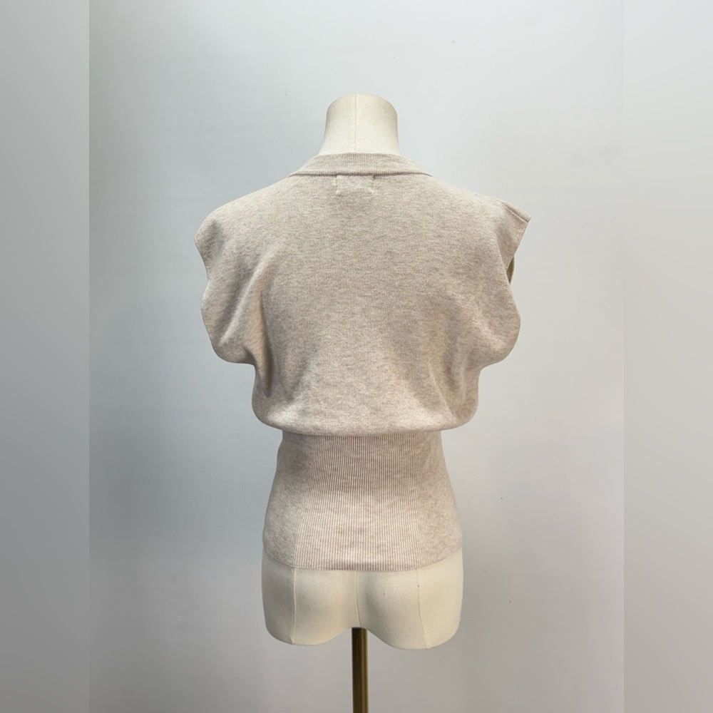 MOLLY BRACKEN Beige Sleeveless crew neck ribbed waist Knit top size S - Picture 5 of 13